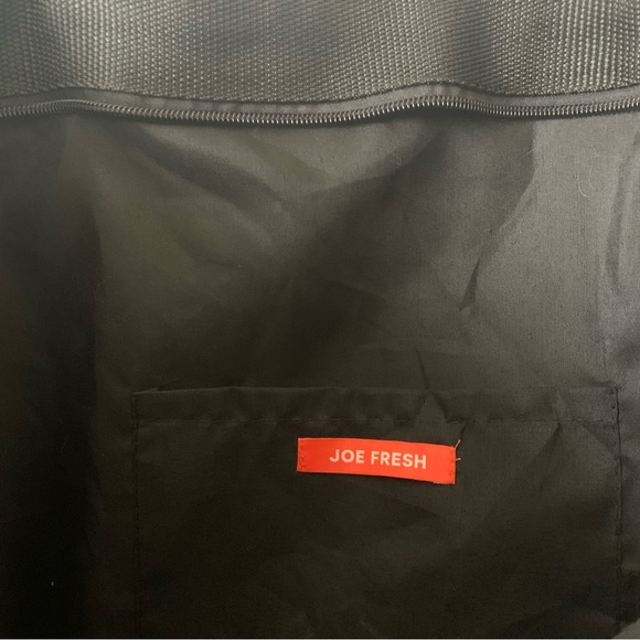 Joe Fresh Beach Bag - Picture 3 of 3